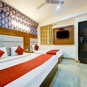 Hotel Sky View - A Family Near Delhi Airport
