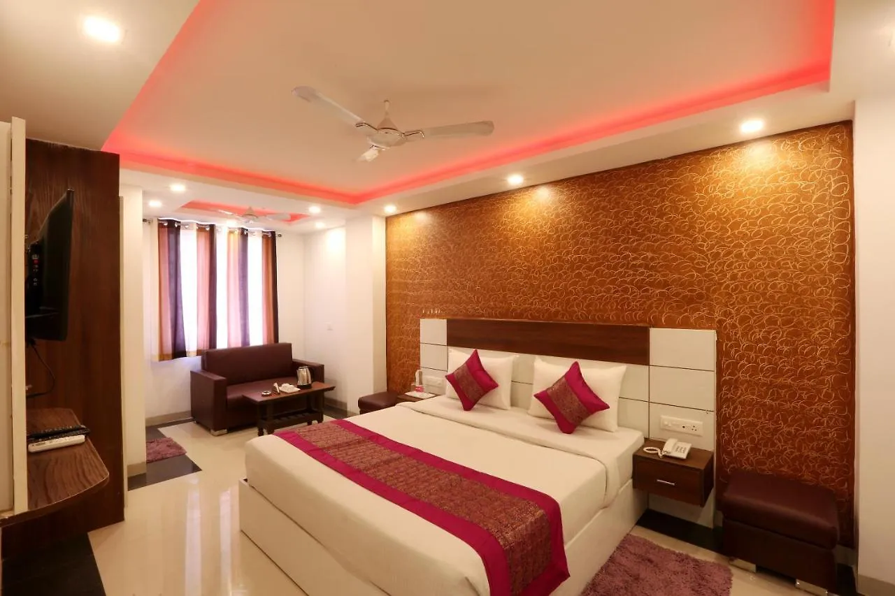 Hotel Classic Plaza At Delhi Airport  New Delhi